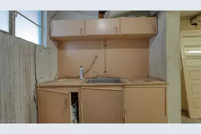 11445 East Pike, Cambridge, OH 43725 - Photo 17