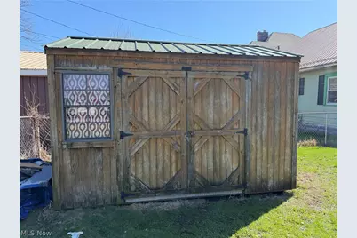 436 Locust Street, Coshocton, OH 43812 - Photo 13