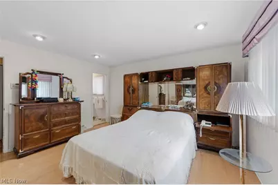 2619 S Green Road, Beachwood, OH 44122 - Photo 23