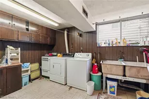 2619 S Green Rd, Beachwood, OH 44122 - Photo 29