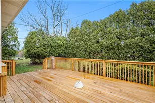 2619 S Green Rd, Beachwood, OH 44122 - Photo 33