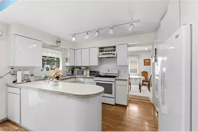 2619 S Green Road, Beachwood, OH 44122 - Photo 11