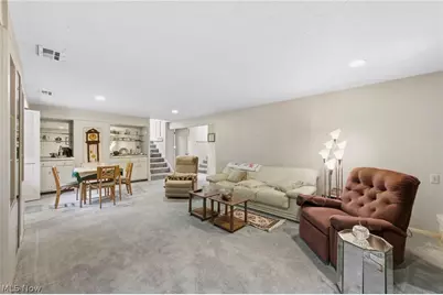 2619 S Green Road, Beachwood, OH 44122 - Photo 17