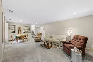 2619 S Green Rd, Beachwood, OH 44122 - Photo 17