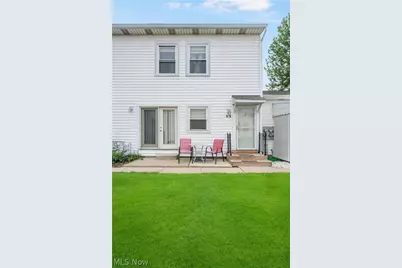 2535 Royal County Down #B, Uniontown, OH 44685 - Photo 15