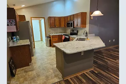 2585 Barnstone Avenue SW, Canton, OH 44706 - Photo 5