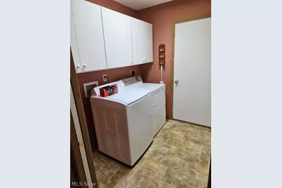 2585 Barnstone Avenue SW, Canton, OH 44706 - Photo 13