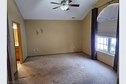 2585 Barnstone Avenue SW, Canton, OH 44706 - Photo 9