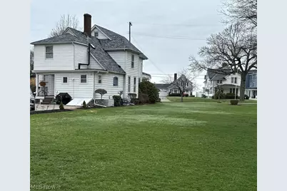 1926 Walnut Boulevard, Ashtabula, OH 44004 - Photo 5
