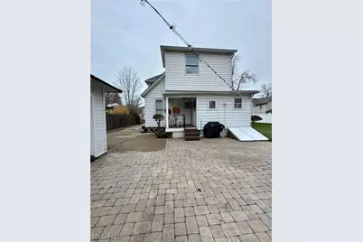 1926 Walnut Boulevard, Ashtabula, OH 44004 - Photo 3