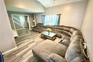 6186 Wild Oak Dr, North Olmsted, OH 44070 - Photo 3