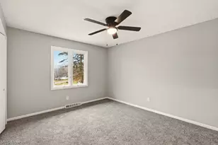 1464 Blair Dr, Akron, OH 44312 - Photo 27