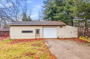 1464 Blair Dr, Akron, OH 44312 - Photo 5