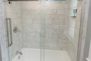 2539 Warrensville Center Rd, University Heights, OH 44118 - Photo 29
