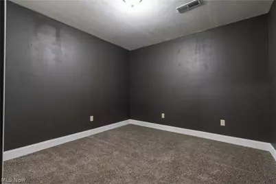 2168 E Park Drive, Uniontown, OH 44685 - Photo 41