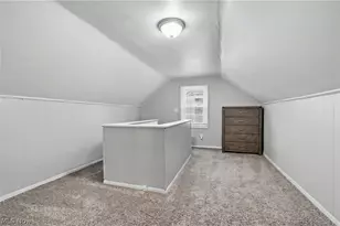 834 Sarcee Ave, Akron, OH 44305 - Photo 25