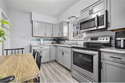 834 Sarcee Avenue, Akron, OH 44305 - Photo 11