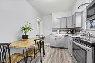 834 Sarcee Ave, Akron, OH 44305 - Photo 13