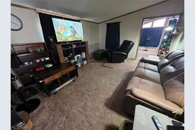 3700 Liberty Avenue, Hubbard, OH 44425 - Photo 11