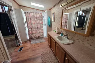 3700 Liberty Ave, Hubbard, OH 44425 - Photo 19