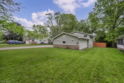 7647 McCreary Road, Green Hills, OH 44131 - Photo 3
