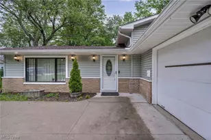 7647 McCreary Rd, Green Hills, OH 44131 - Photo 5