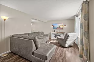 49 Hillcrest Dr, Willard, OH 44890 - Photo 3