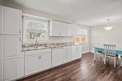 49 Hillcrest Drive, Willard, OH 44890 - Photo 7