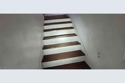4017 Eastway Road, South Euclid, OH 44121 - Photo 7