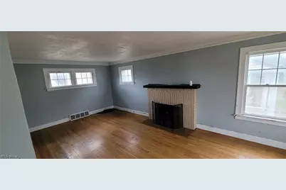 4017 Eastway Road, South Euclid, OH 44121 - Photo 3