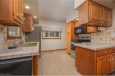 254 Ohio Avenue NW, New Philadelphia, OH 44663 - Photo 13