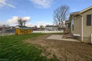 223 E 9th St, Uhrichsville, OH 44683 - Photo 5