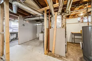 406 E 274th St, Euclid, OH 44132 - Photo 29