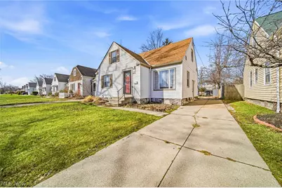 406 E 274th Street, Euclid, OH 44132 - Photo 3