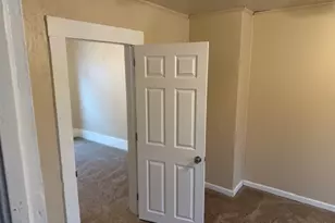 525 E High St, Uhrichsville, OH 44683 - Photo 19