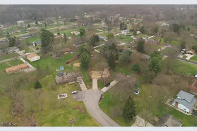 7622 Marelis Avenue NE, Canton, OH 44721 - Photo 13