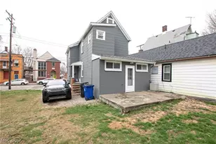 1913 E 123rd St, Loveland, OH 44106 - Photo 23