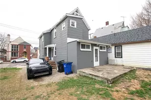 1913 E 123rd St, Loveland, OH 44106 - Photo 27