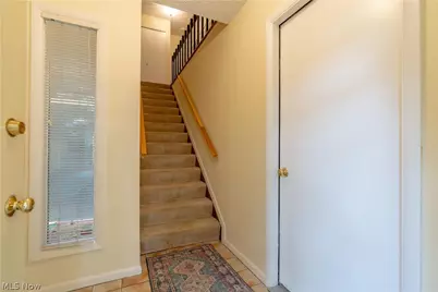 585 Hampton Ridge Drive, Akron, OH 44313 - Photo 5