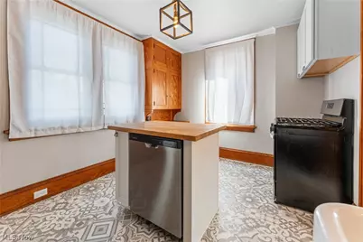 1236 Perkins Avenue NW, Canton, OH 44703 - Photo 9