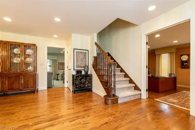 29249 Orangewood Drive, Orange, OH 44122 - Photo 5