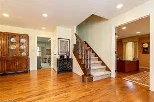 29249 Orangewood Dr, Orange, OH 44122 - Photo 5