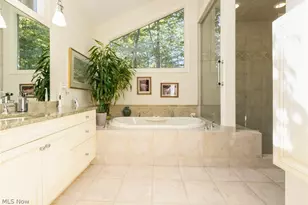 29249 Orangewood Dr, Orange, OH 44122 - Photo 27