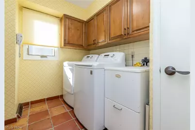 29249 Orangewood Drive, Orange, OH 44122 - Photo 19