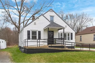 2526 Stocker Avenue, Youngstown, OH 44505 - Photo 3