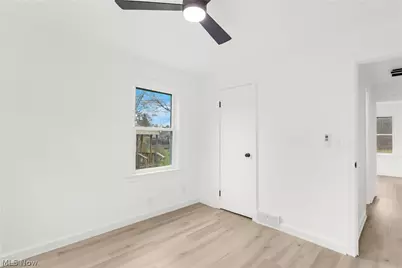 2526 Stocker Avenue, Youngstown, OH 44505 - Photo 19