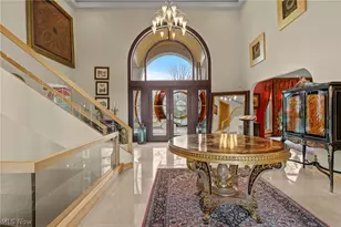 25 Brandon Ct, Moreland Hills, OH 44022 - Photo 9