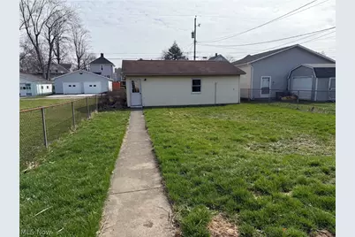 717 N Dawson Street, Uhrichsville, OH 44683 - Photo 3