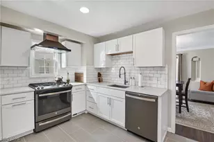 4121 W 158th St, Loveland, OH 44135 - Photo 3