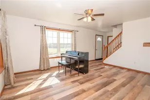 502 N Swinehart Rd, Orrville, OH 44667 - Photo 3